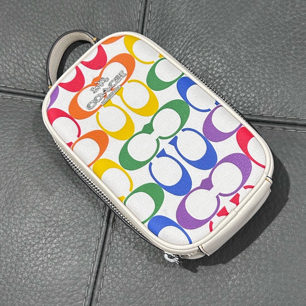 Brand New Coach Sullivan Rainbow Signature Bag